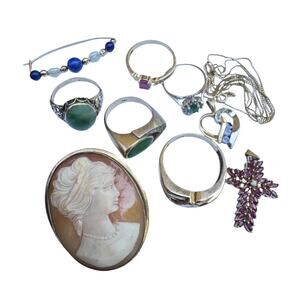 32.9 grams total Gold Jewelry For Scrap/Melt Price Wearable Diamonds Jade